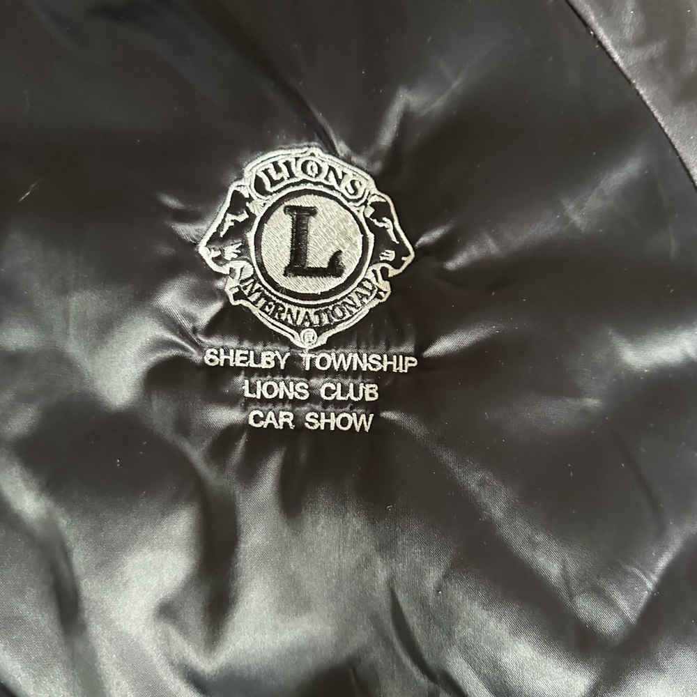 VTG Car Show Lions Club Bomber - Picture 6 of 13
